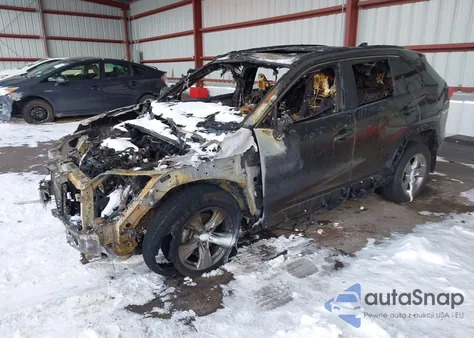 2023 Toyota Rav4 Xle z USA, uszkodzony, nr VIN 2T3P1RFV4PC359622